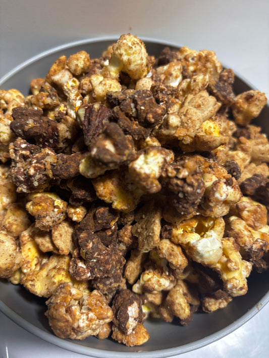 Tuxedo Crunch Popcorn Mix