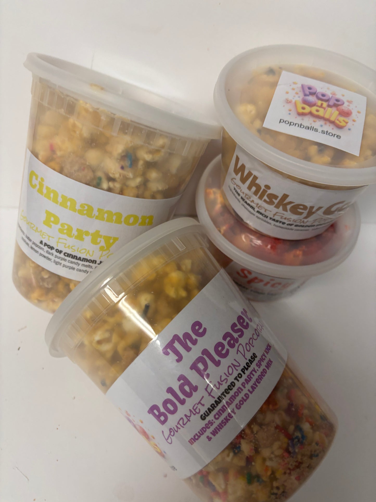 The Bold Pleaser Gourmet Fusion Popcorn Mix |Showstopper Fusion Mix