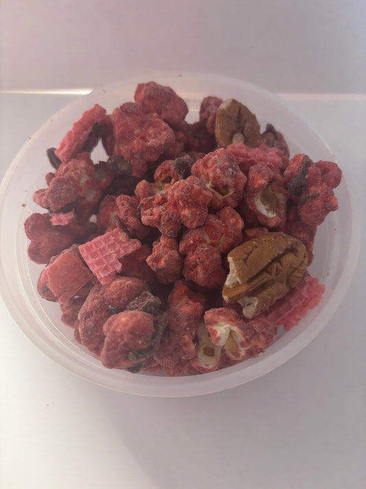 Red Velvet Sundae Popcorn Mix