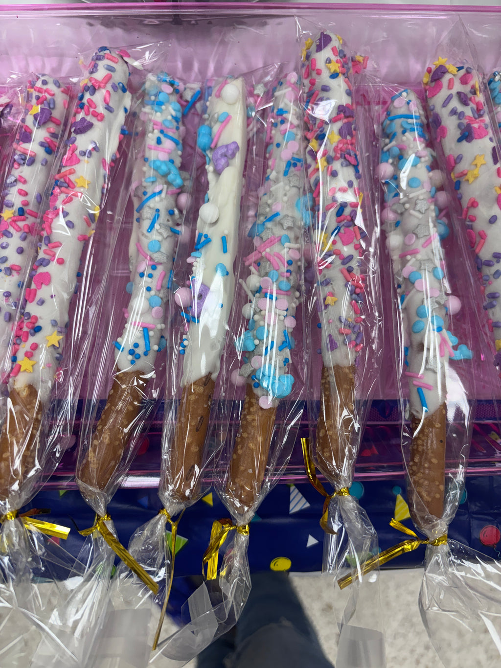 Decadent Dipped Pretzel Rods|Chocolate Crunch Pretzels