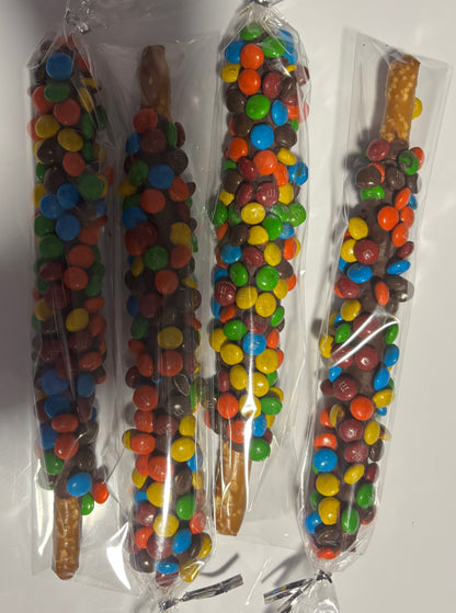 Candy Dipped Pretzel Rods