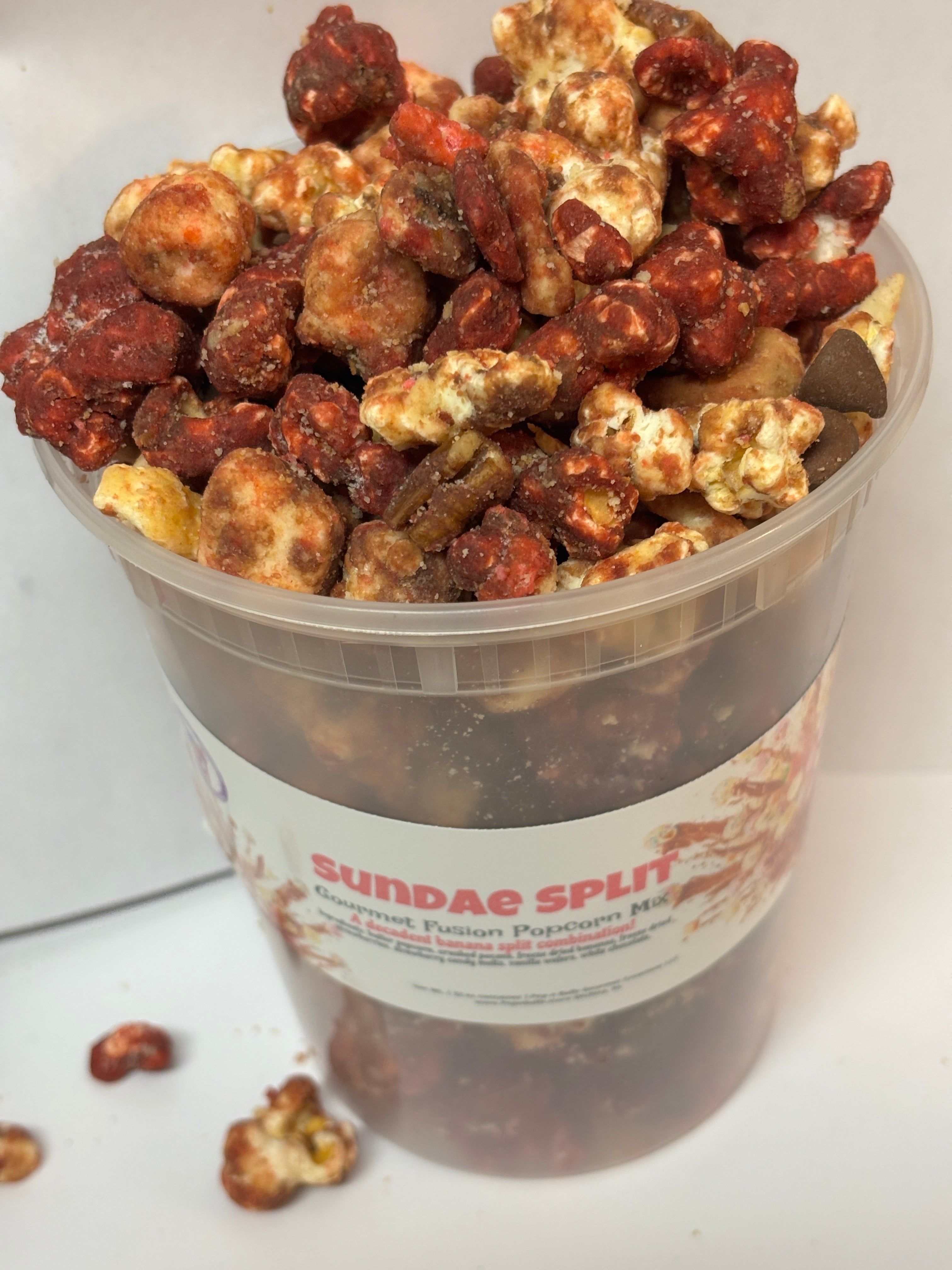 Sundae Split Gourmet Fusion Popcorn Mix |Showstopper Fusion Mix