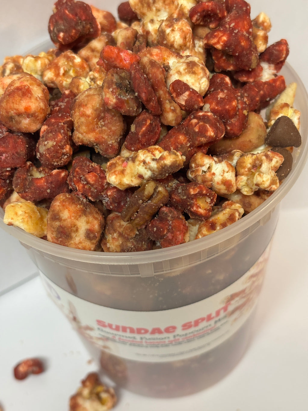 Sundae Split Gourmet Fusion Popcorn Mix |Showstopper Fusion Mix