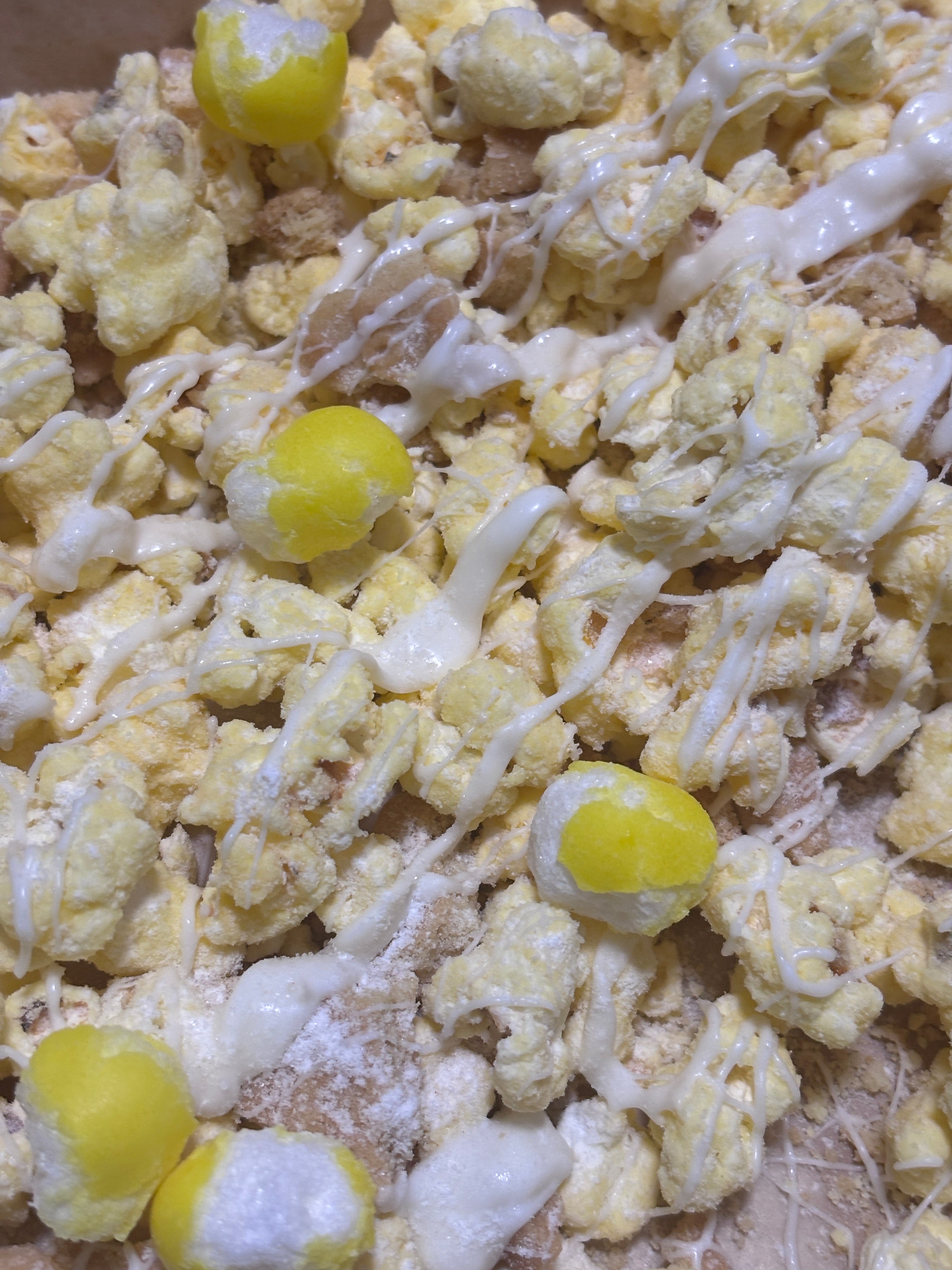 Lemonade Crunch Gourmet Popcorn Mix